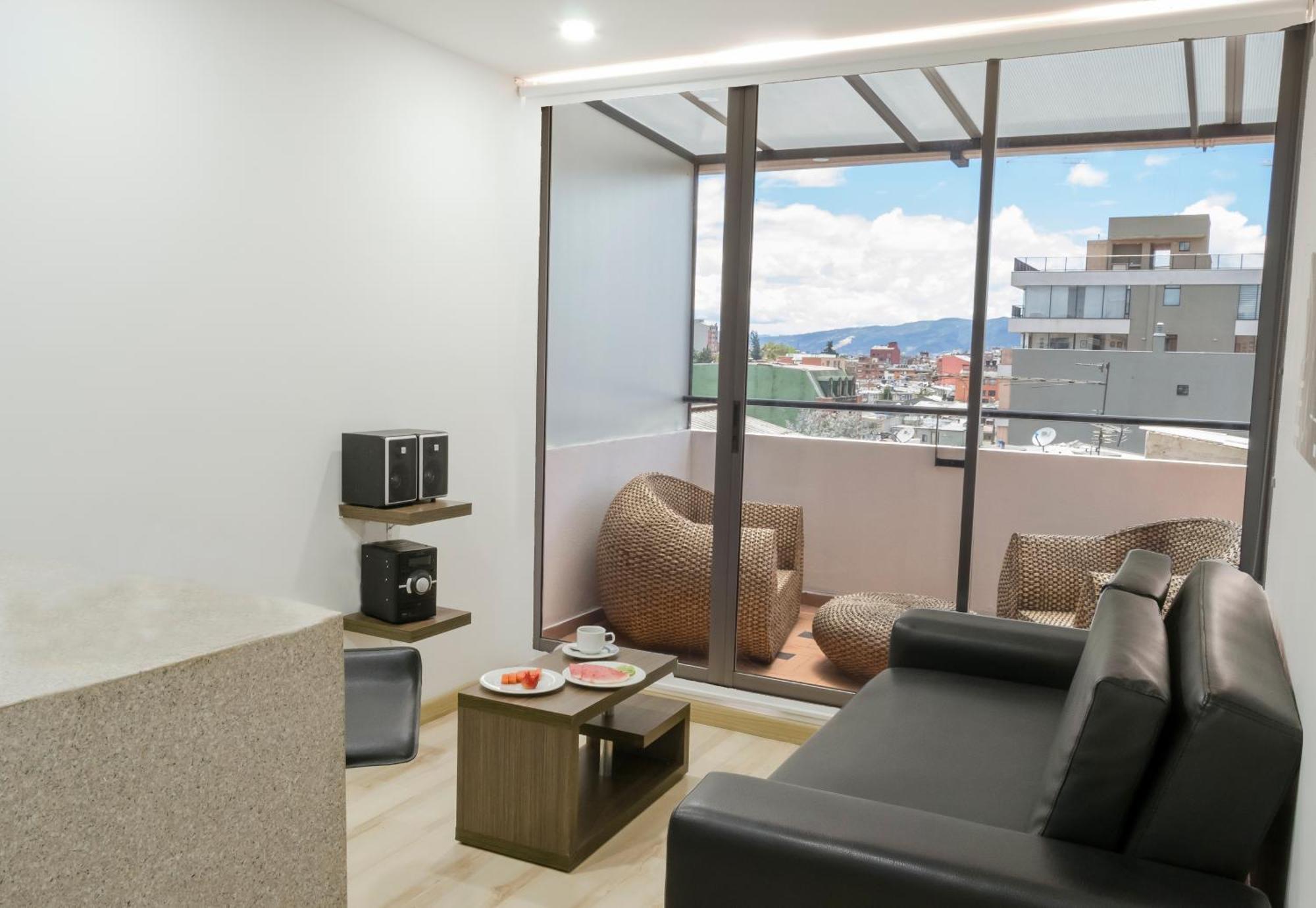 Hotel Apartamentos Regency La Feria Богота Екстериор снимка